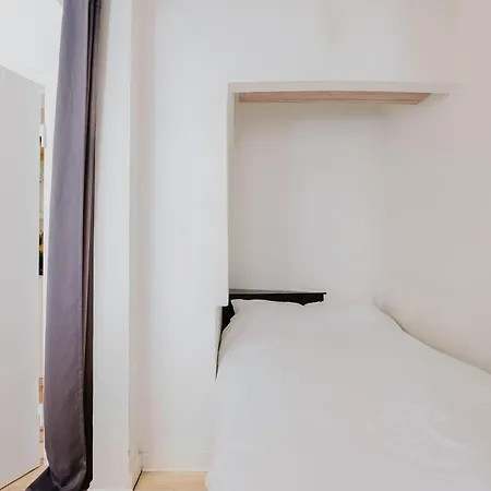 Lejlighed 2br 1 Min From S-train