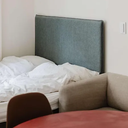 2br 1 Min From S-train Lejlighed